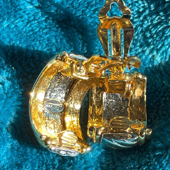 Earrings clip vintage signed silver/gold curved Marked Chunky - Picture 3 of 8